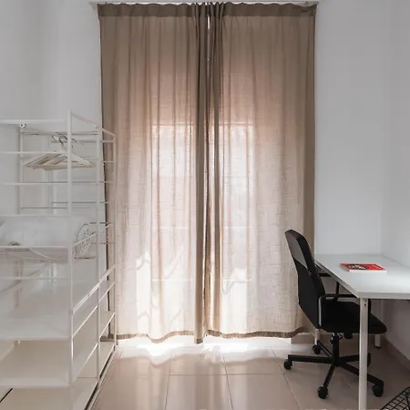 아파트 Home4u Castaneda 2º *